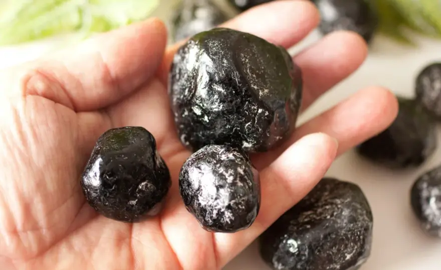 Apachenträne - Echten Obsidian erkennen und seine Wirkung nutzen