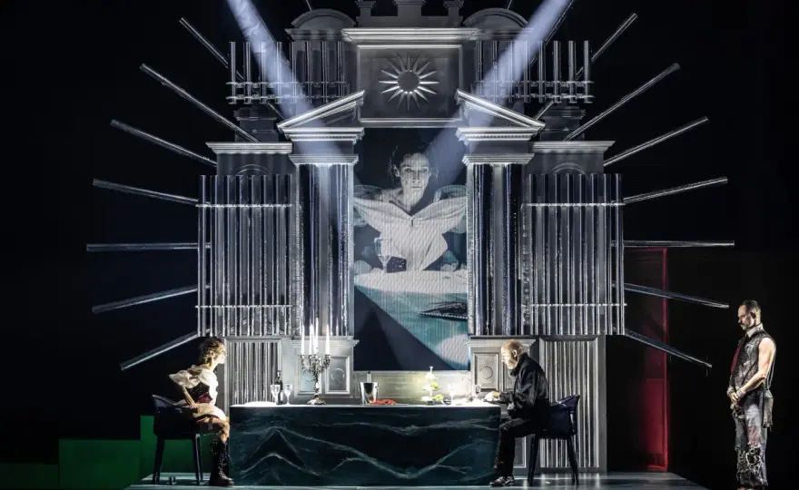 Rytuały i teatr - Jak dawne misteria kształtowały scenę?