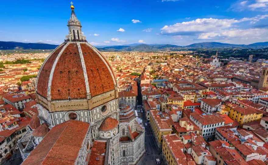 Firenze po włosku: Jak poprawnie nazwać Florencję?