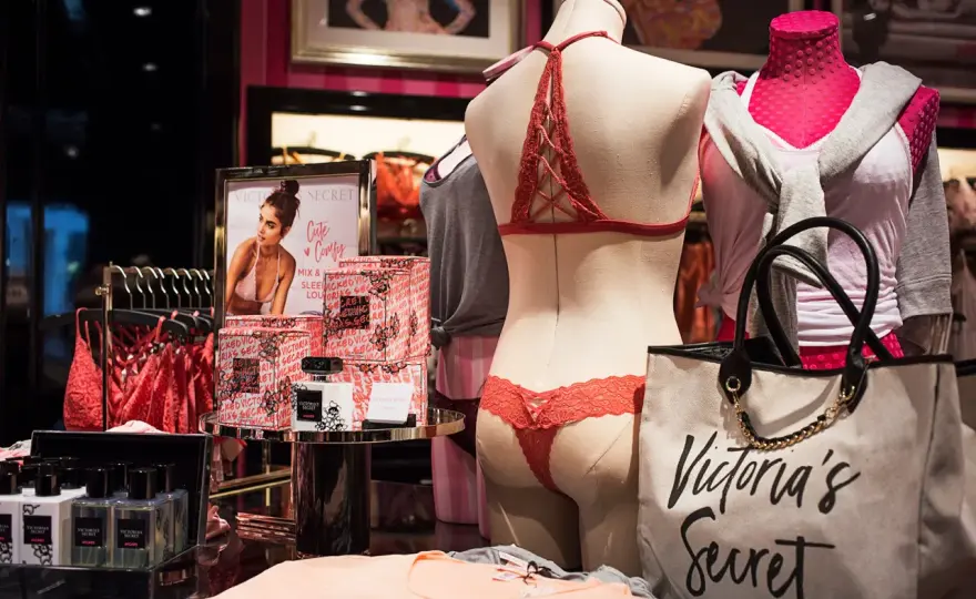 Victoria's Secret w Polsce: Jak kupić idealną bieliznę?