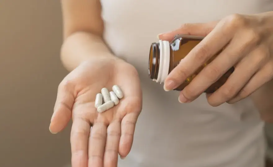 Nadmiar witaminy C - kiedy szkodzi i co zrobić po zbyt dużej dawce