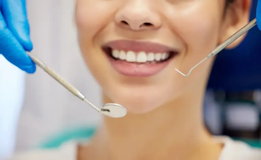 Jak często chodzić do dentysty, aby uniknąć poważnych problemów?