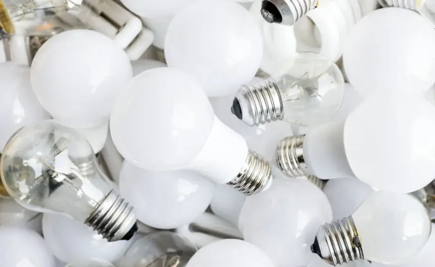 ¿Cómo saber si una bombilla es LED? Guía definitiva