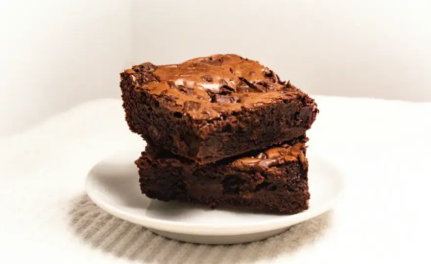 Brownie czekoladowe idealnie wilgotne - prosty przepis i triki