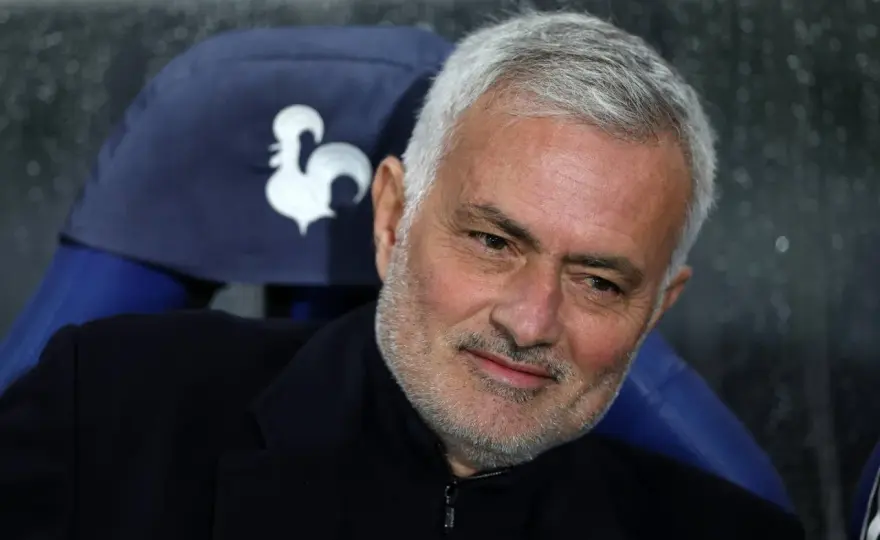 Real Madryt - Kto prowadzi i co oznacza powrót Mourinho?