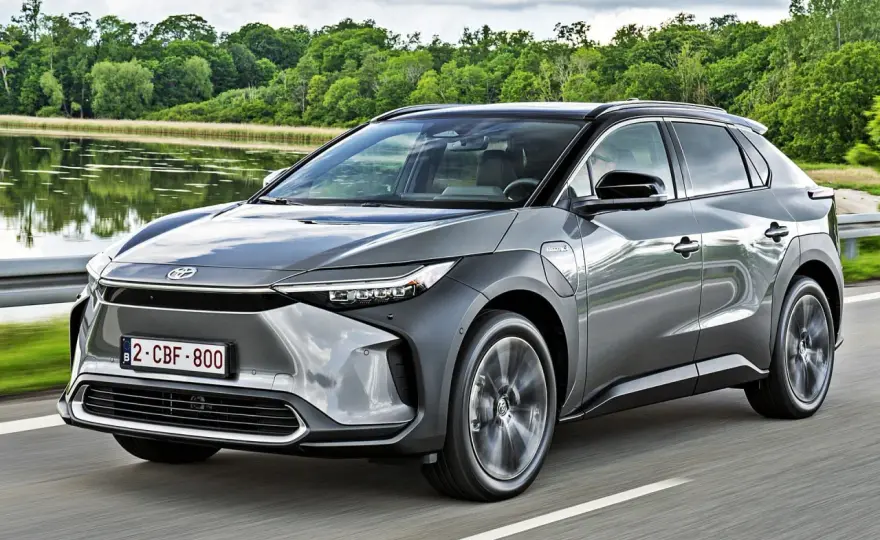 Toyota bZ4X 2026 - Ceny, zasięg i wersje. Którą warto wybrać?