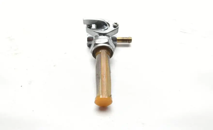 Grifo de gasolina moto: ON, RES, PRI - Evita errores comunes