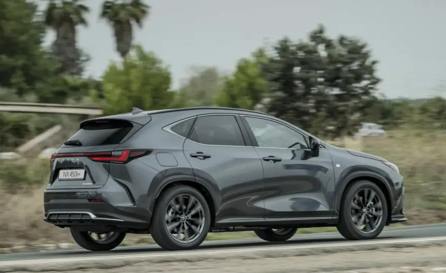 Lexus NX - ¿Medidas perfectas o solo marketing?