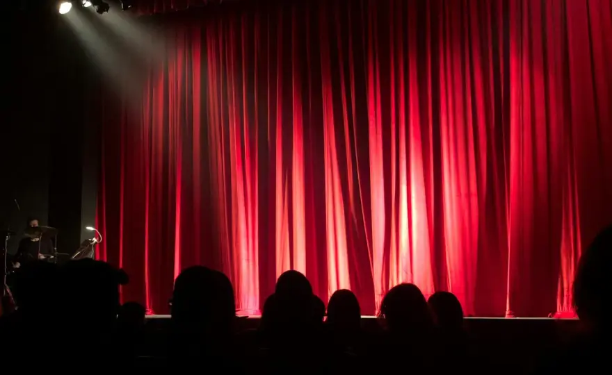 Teatr Współczesny Warszawa - Repertuar 2026 - Jak wybrać spektakl?
