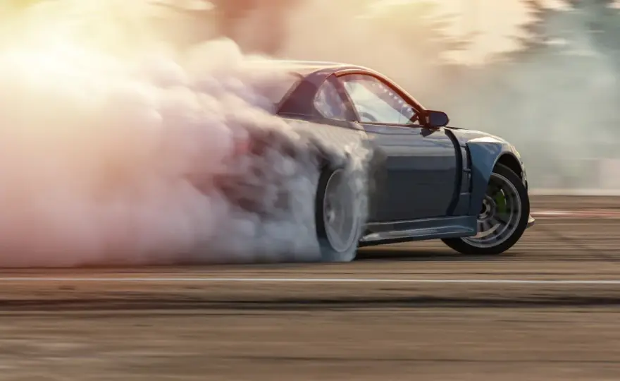 Jak adrenalina motoryzacji spotyka emocje platform rozrywkowych online