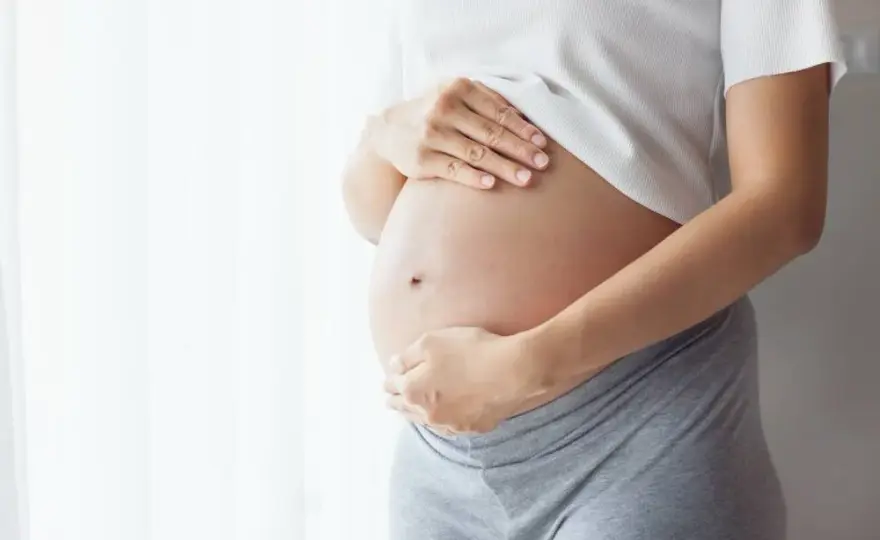 L4 w ciąży a emerytura: Czy Twoje świadczenie będzie niższe?