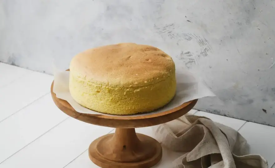 Torta con albumi - La ricetta soffice che non smonta mai