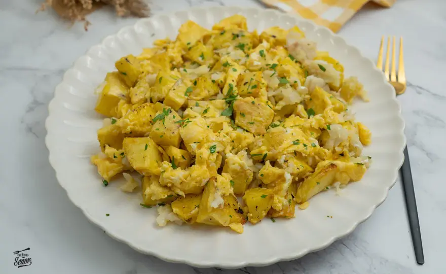 Revuelto de bacalao cremoso - El secreto para que no quede seco