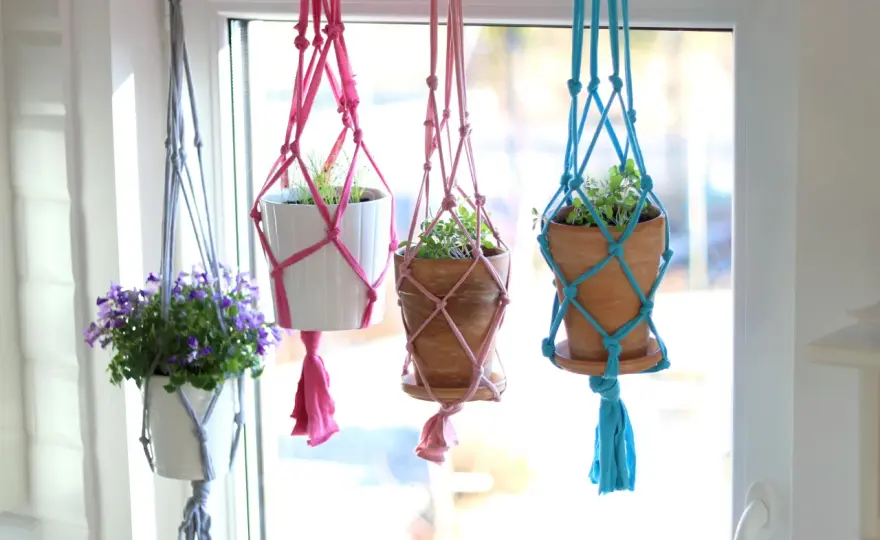Kwietnik drabinka DIY: Prosty poradnik krok po kroku