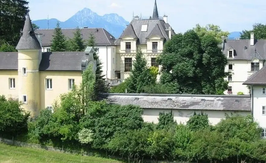 Salzburgs Klöster - Mehr als nur schöne Fassaden?