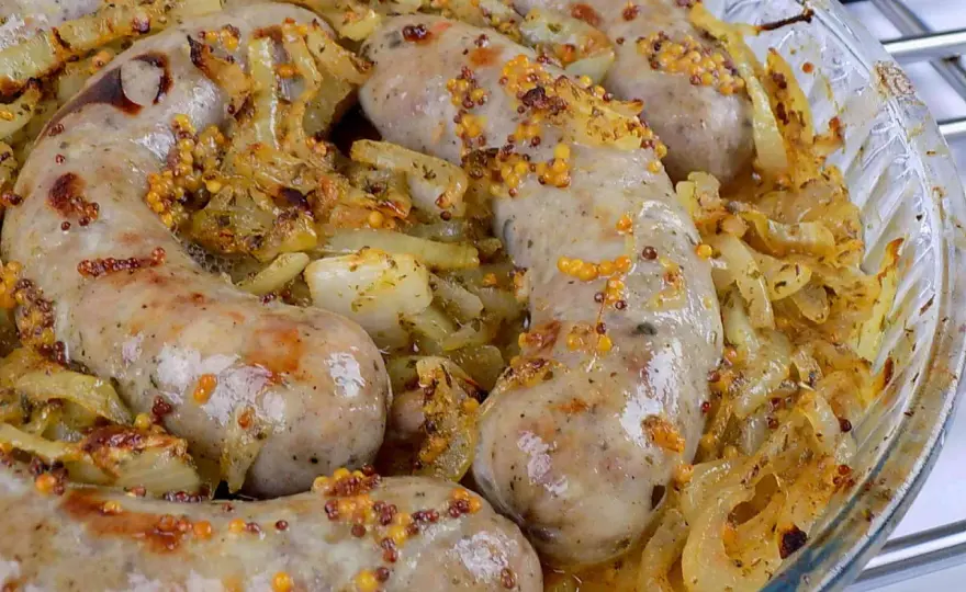 Jak upiec kiełbasę w piekarniku, by była soczysta i aromatyczna