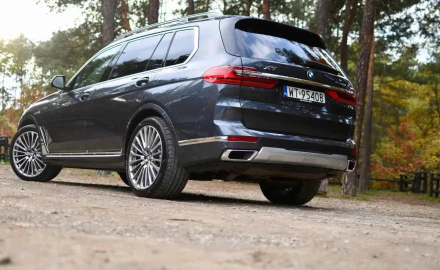 Ile kosztuje bmw x7? Sprawdź ceny i uniknij przepłacania