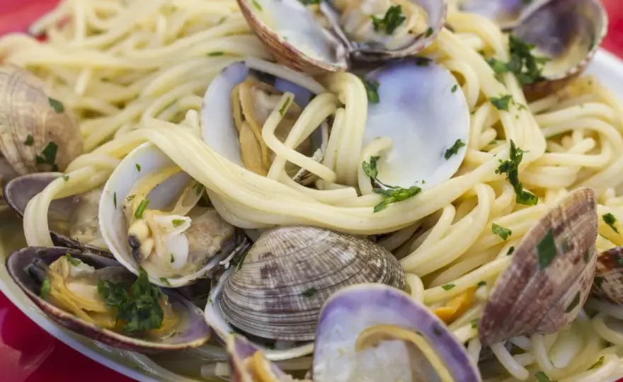 Spaghetti alle Vongole Perfetti - La Guida Definitiva