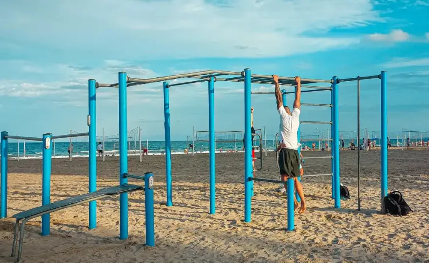 Los mejores parques de calistenia en San Juan para entrenar al aire libre
