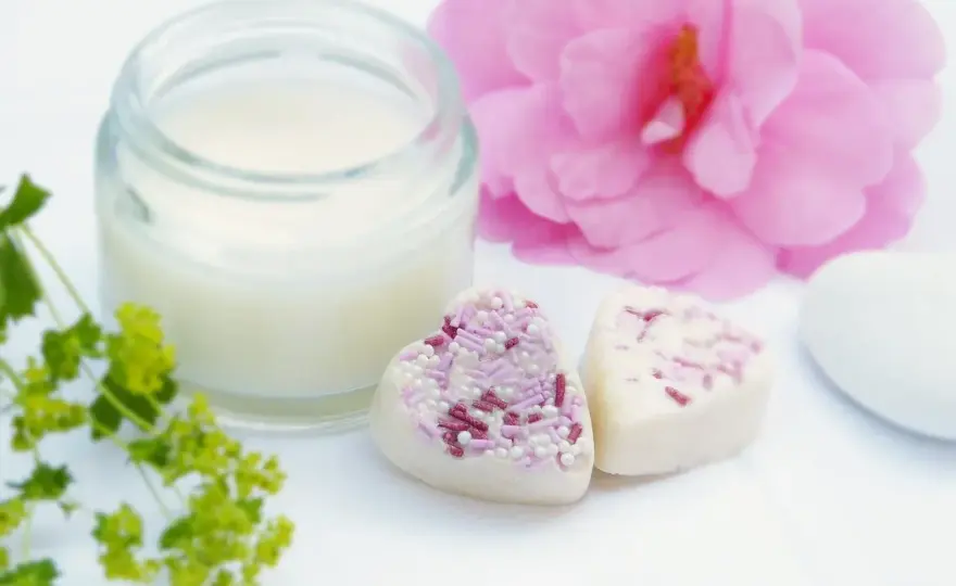 Caprylic Capric Triglyceride - Co robi w Twoim kremie?