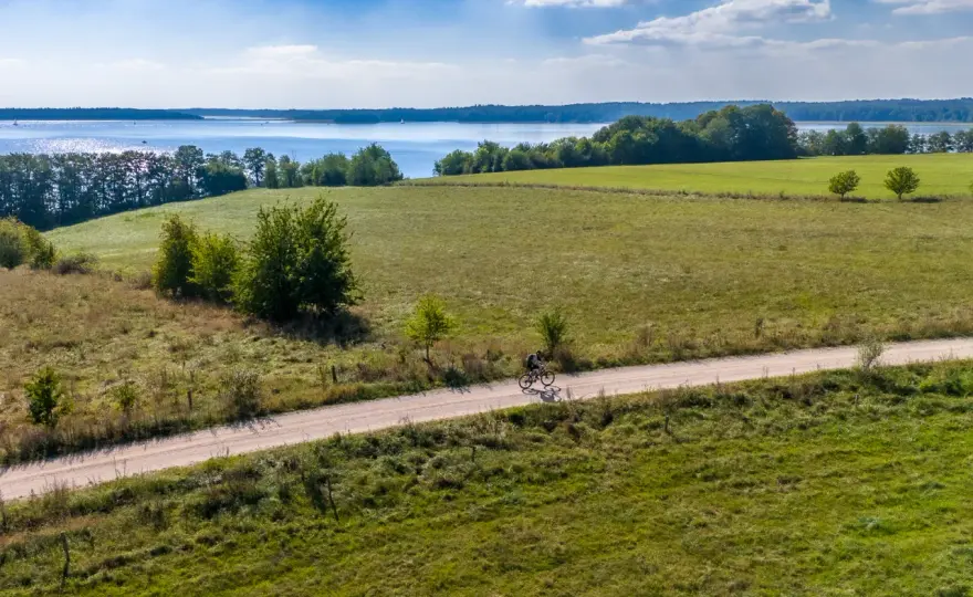Najpiękniejsze trasy rowerowe w Mazurach - odkryj swoje ulubione szlaki
