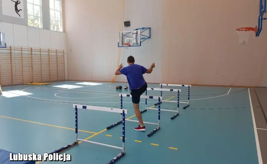 Najlepsze miejsca gdzie poćwiczysz tor przeszkód do policji w Polsce