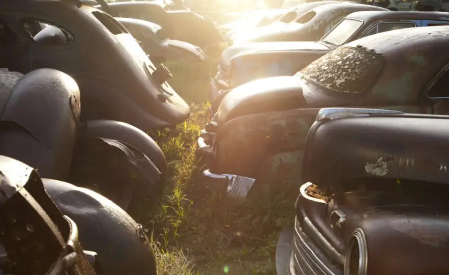 Quanto costa rottamare un'auto? Spese, documenti e casi
