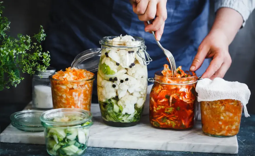 Fermenterad mat - vad det är och hur du använder den i vardagen