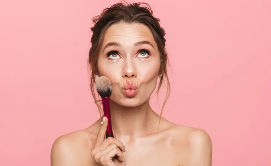 Maquillage simple pour jeune fille, la routine naturelle en 5 minutes