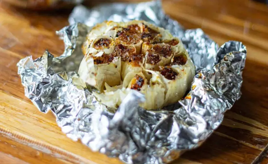 Ail rôti au barbecue - Le guide ultime pour une saveur parfaite