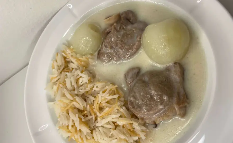 Laban Emo - Så lyckas du med krämig syrisk yoghurträtt