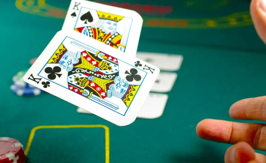 Kolory kart - Co oznaczają i jak nie mylić ich w pokerze?