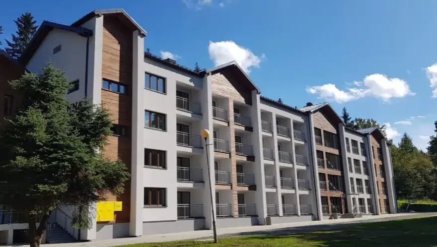 Turnusy rehabilitacyjne w sanatorium Solec-Zdrój – sprawdź ofertę i pomoc PFRON