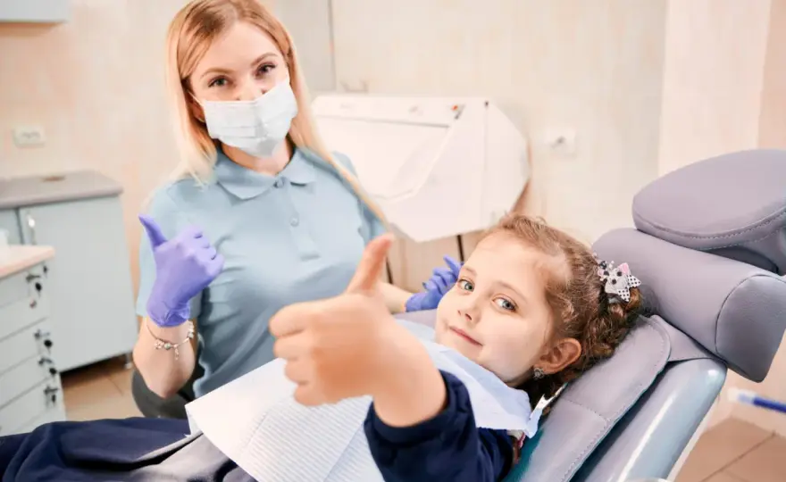 Dentysta a okres: kiedy iść, a kiedy przełożyć wizytę?