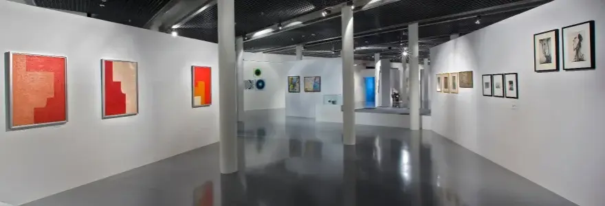 Muzeum Sztuki Łódź: Fascynujące zbiory i wystawy, które musisz zobaczyć