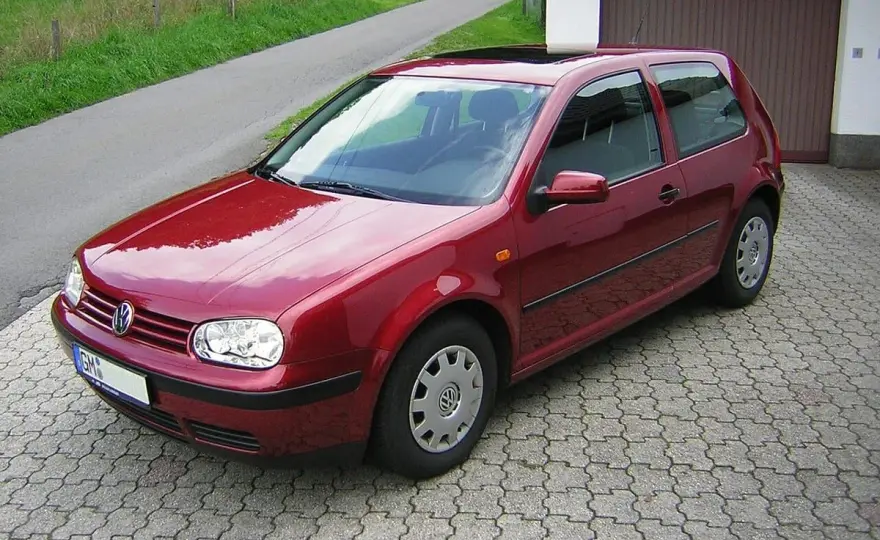 Bezpieczniki Golf IV - schemat, lokalizacja, typowe usterki