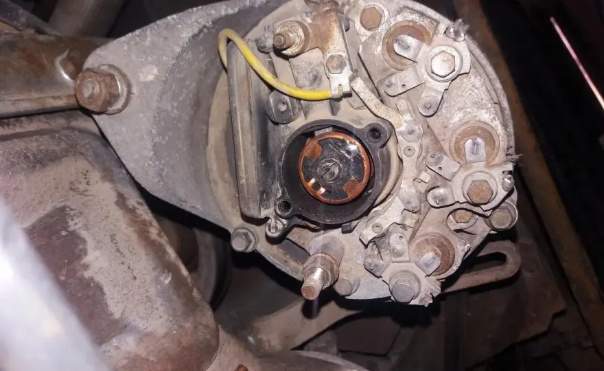 Ursus C-360: Alternator z auta? Zwiększ moc i ładuj bez problemu!