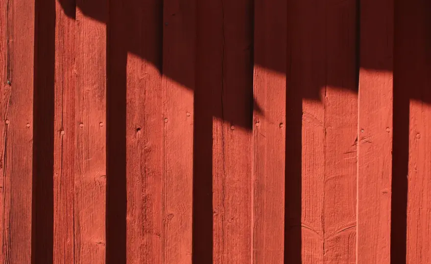 Måla tunt och jämnt - så får du en hållbar yta