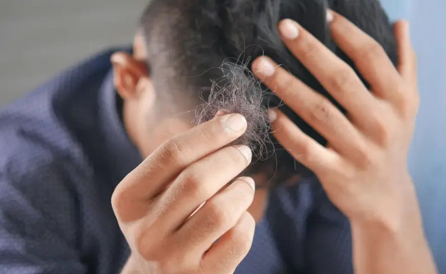 Cabello quebradizo - Causas y cómo fortalecerlo