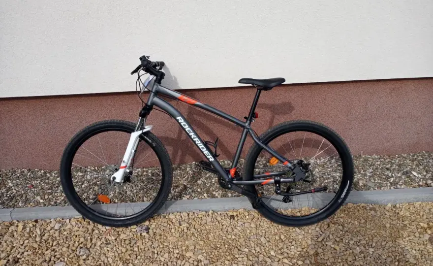 Ile kalorii spalisz na rowerze podczas jazdy 15 km? Sprawdź teraz!