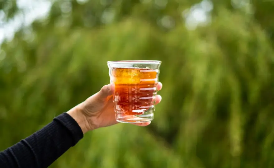 Jaka Kawa do Cold Brew? Wybierz Idealne Ziarna!