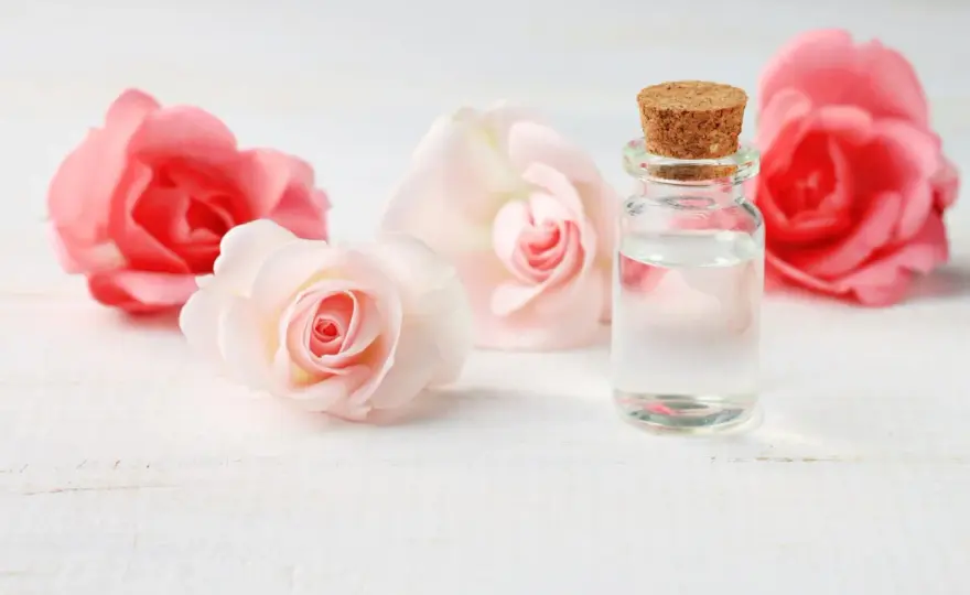 À l'eau de rose - Vraie signification et usages
