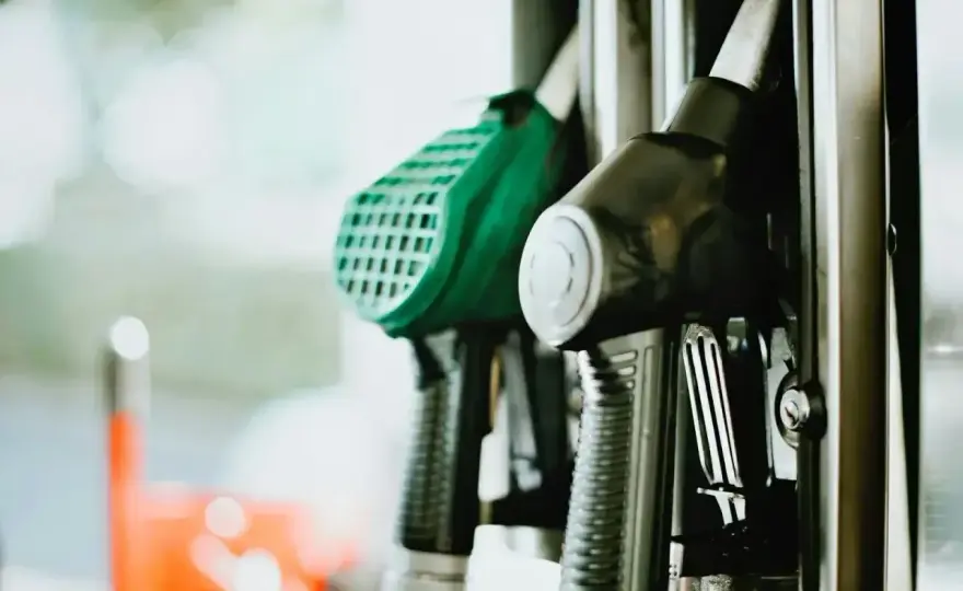 Olej napędowy a diesel - Czy to to samo? Rozwiewamy wątpliwości