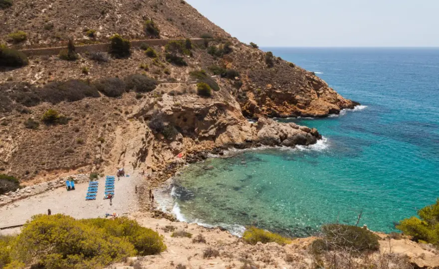 Cala del Tío Ximo - Tu guía para un día perfecto en Benidorm