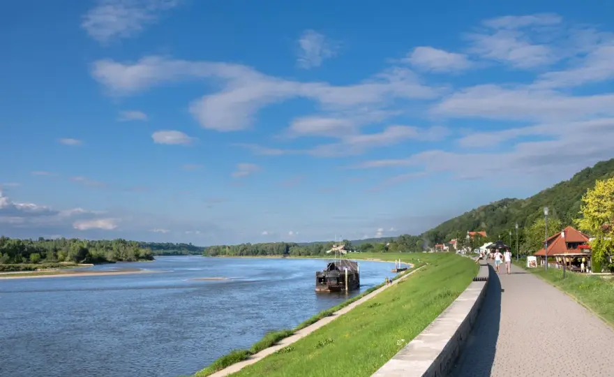 Kazimierz Dolny: Atrakcje, które zachwycą! Plan idealnego weekendu