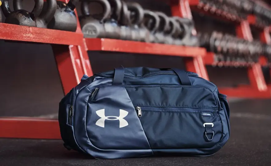 Torba sportowa 100 l - kiedy ma sens i jak wybrać model?