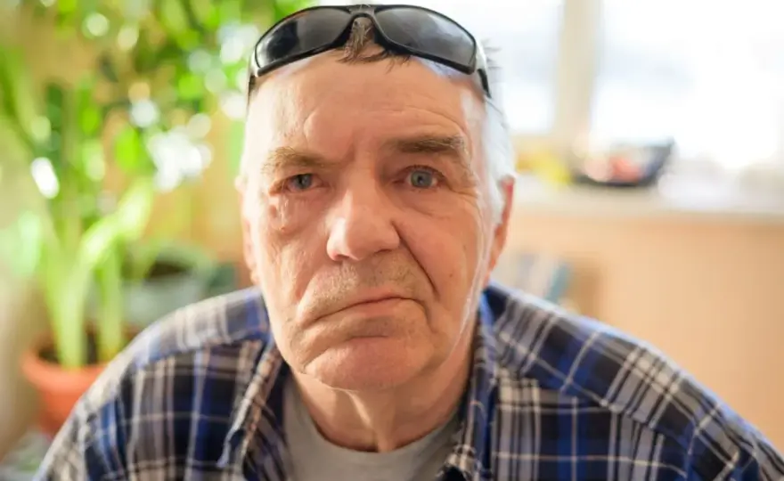 Porażenie nerwu twarzowego - Jak odróżnić je od udaru i leczyć?