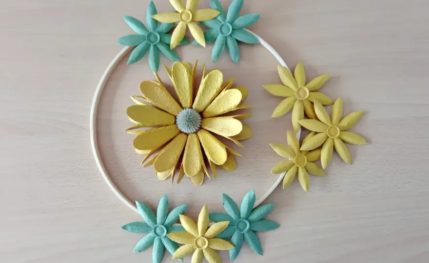 Eierkarton-Blumen basteln - so gelingen schöne Frühlingsblüten