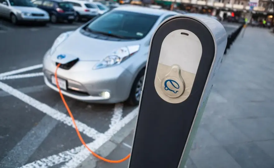 Opłacalność elektryka 2026: Prawda o kosztach i zyskach