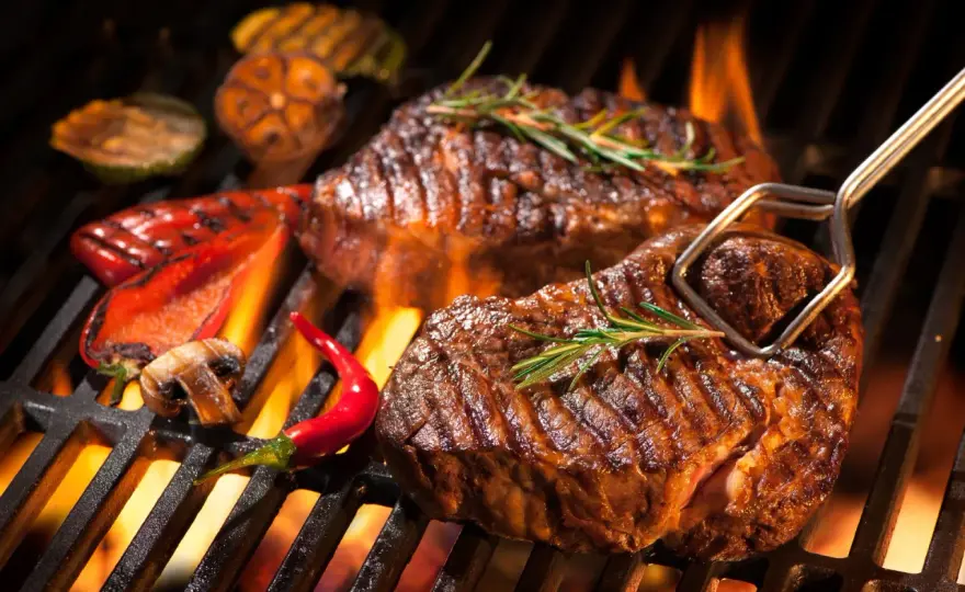 Steak barbecue parfait - Le guide pour une viande juteuse